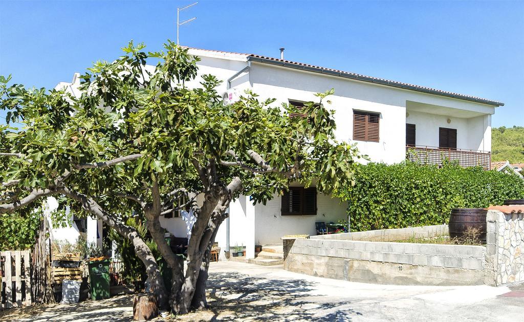 Apartments Smilja Tribunj  Luaran gambar